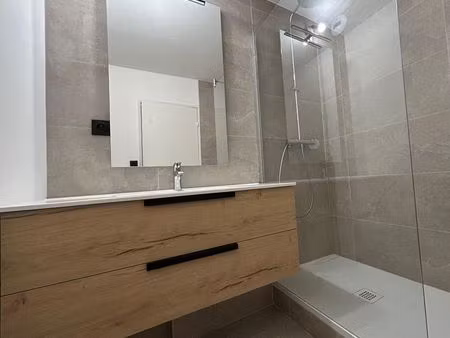 nu 3 pièces de 68.27 m²