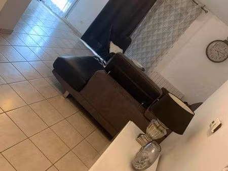 t3 65 m² – vaulx-en-velin – garage double – terrasse – cuisine équipée