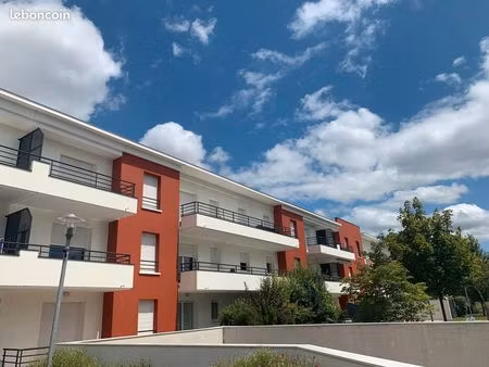 t2 meuble avec balcon talence