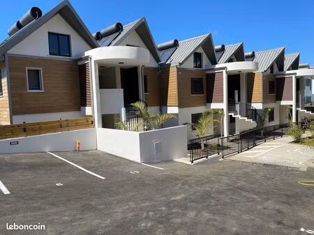 appartement t2 à l’etang-salé les hauts