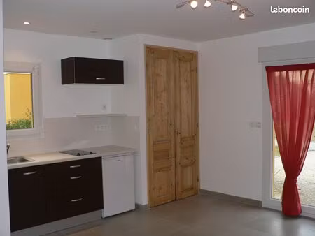 beau studio meublé de 27m² à tassin