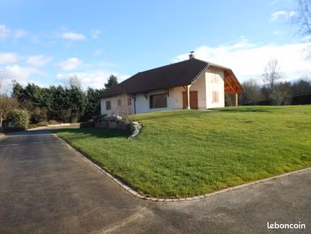 maison 5 pièces 178 m²