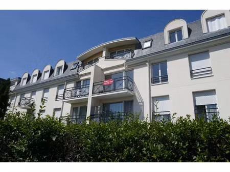 location meublée appartement 2 pièces 46 m² à franconville (95130)  932 €