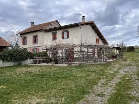 superbe maison completement renové cles en main  rien à faire