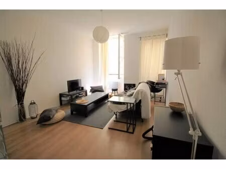 bordeaux - t2 proche st michel