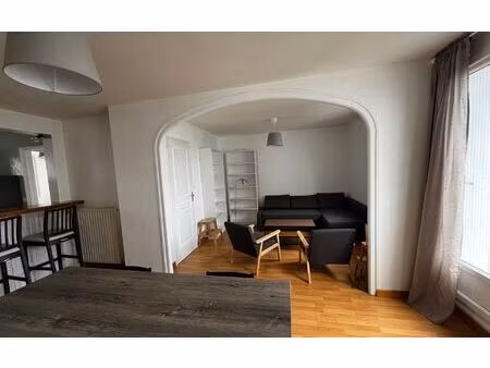 location appartement  56.63 m² t-2 à brest  775 €