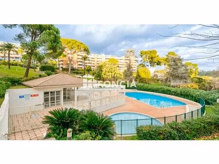 cannes ouest dans domaine prestigieux piscine golf tennis parc magnifique 2pieces traversa
