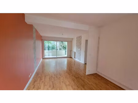 vente appartement 2 pièces  62.95m²  pau