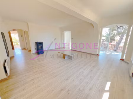 appartement t4  quartier du brusc