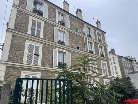 proche centre ville 2 pièces meublé