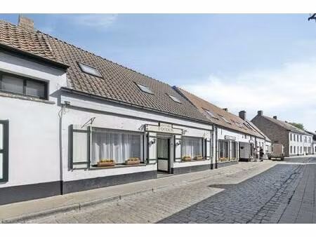 handelshuis te koop in het centrum van lissewege