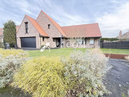 maison individuelle en impasse 160 m² 4 ch + bureau grand garage et jardin