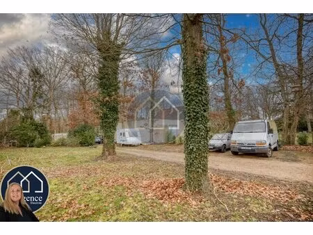 rare – superbe terrain plat et arboré de 900 m² au calme à vernouillet
