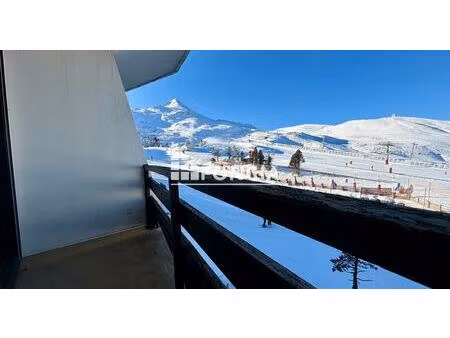 appartement 29 m² – face aux pistes – la pierre saint-martin