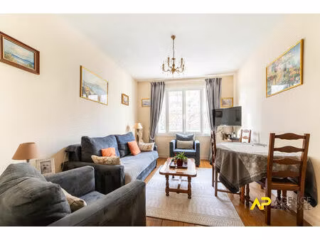 appartement courbevoie 2 pièce(s) 4§ m2