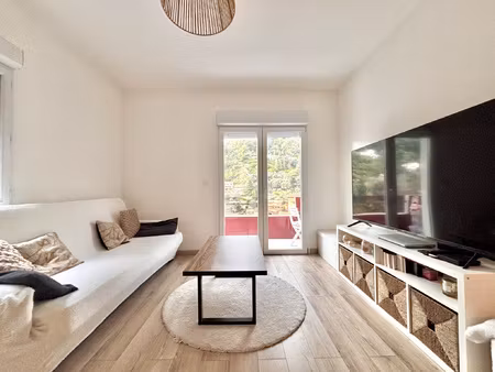 à vendre  très beau 3 pièces