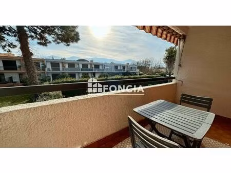 grand studio proche commerces