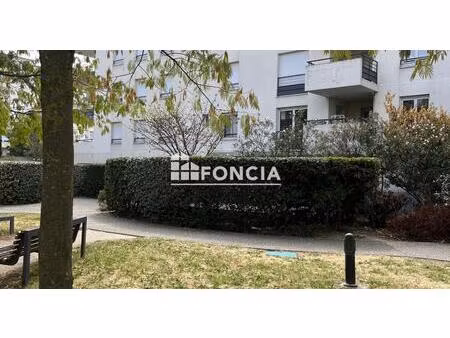 à vendre – t2 loué avec garage – résidence fermée  avenue maurice faure