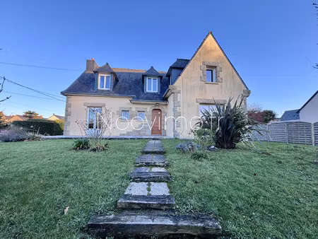 maison centre cancale  5 chambres  sous-sol intégral