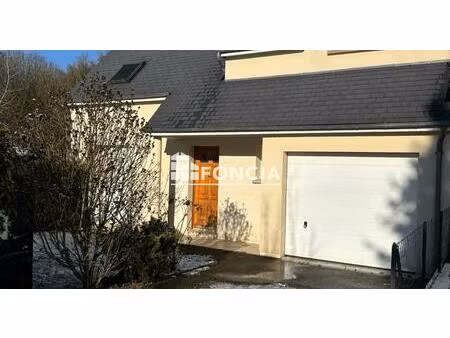 pavillon t4 avec jardin