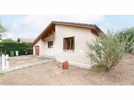 mont de marsan  maison 3 chambres en bon état