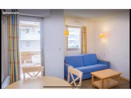 particulier vend en viager libre d’occupation studio 25m2 front de mer 2éme ligne