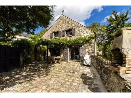 maison 7 pièces 200 m²