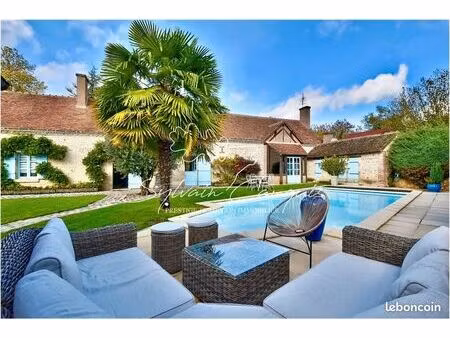 longère 9 pièces 237 m²