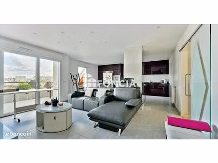 appartement 5 pièces 94 m²