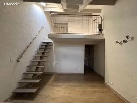 superbe duplex à 10 mn de la croisette