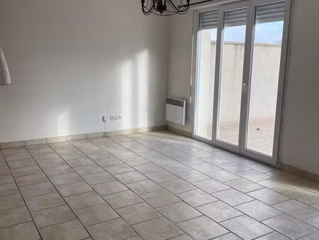 maison à louer 3 chambres la chapelle st ursin