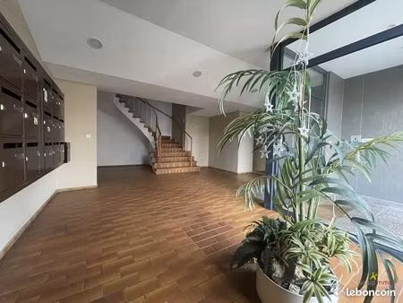 appartement 1 pièce 28 m²