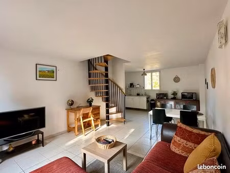 spacieux appartement lumineux – calme  jardin et parking