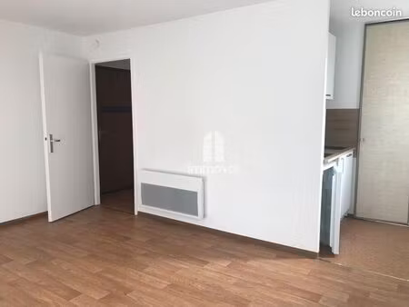 studio 1 pièce 23 m²