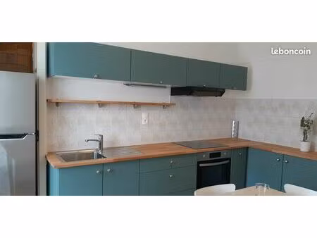 a loué t4  résidence le paradis