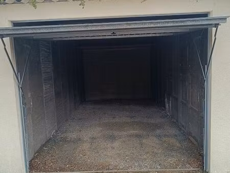 garage/parking 18m² fermé