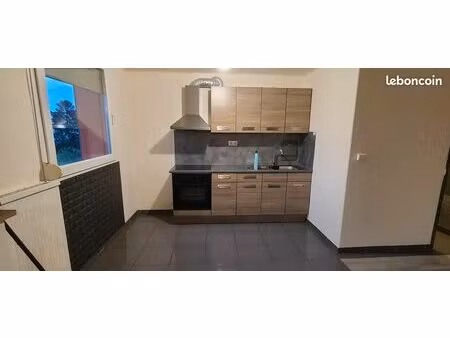 appartement f4 rénové – 3 chambres – résidence canadienne – longuyon