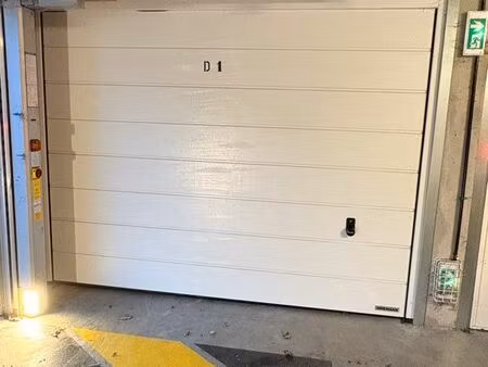 garage à louer