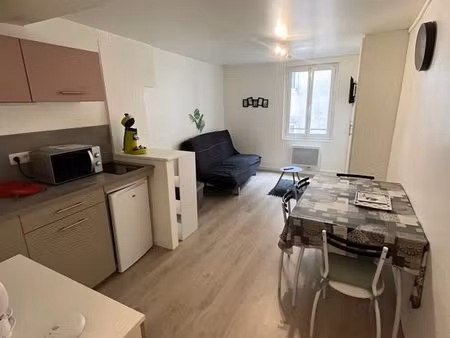 1 pièce meublée 20 m2 centre ville