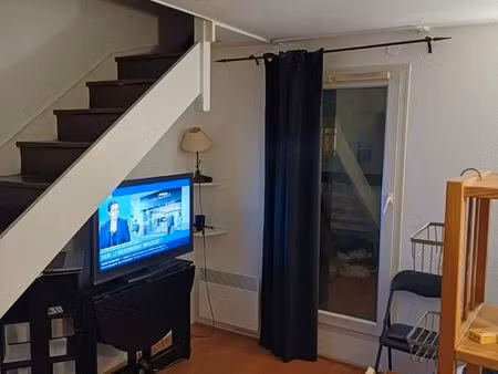 duplex meublé au faubourg de l'arche à courbevoie