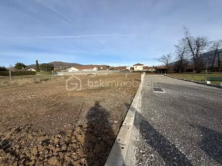 terrain de 413 m² à vinay