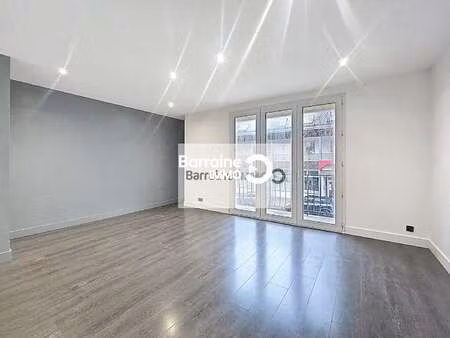 location appartement 3 pièces à lorient (56100) : à louer 3 pièces / 69m² lorient