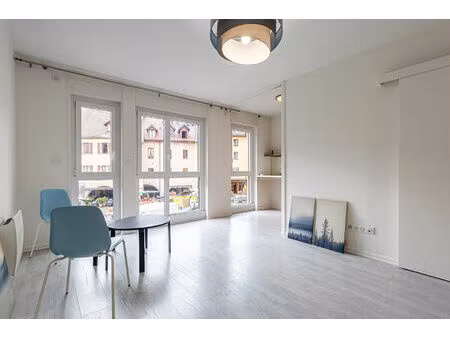 'pistachier' - annecy- hypercentre - appartement 2 pieces - 48 32 m² - place de stationnem