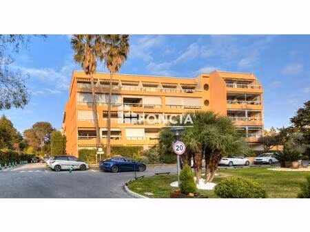 t2 vue mer face port santa lucia