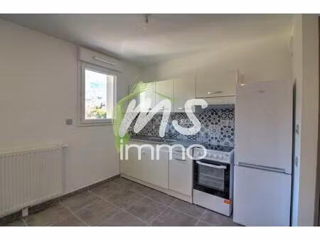 studio avec parking - 27 m² - chorges