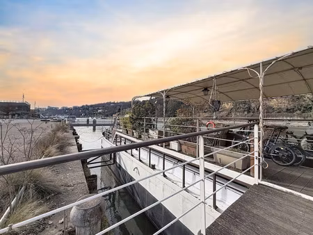 péniche habitation – 170 m² – confluence lyon 2e