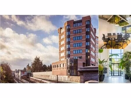 bureaux à louer à louis schmidt 87 etterbeek (rbv02220)