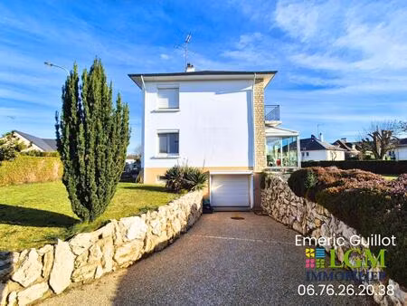 maison 141 m² – 4 chambres - bureau - véranda - sous-sol complet – terrain 1 020 m² – la c