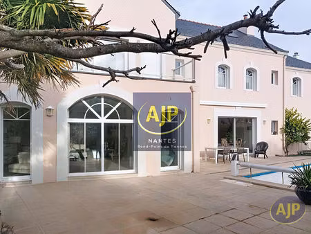 maison familiale longchamp avec piscine