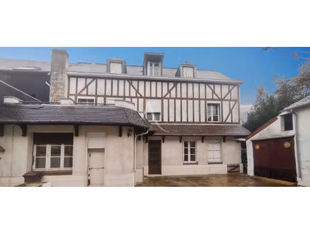 demeure saint etienne du rouvray 9 pièce(s) 176 m2